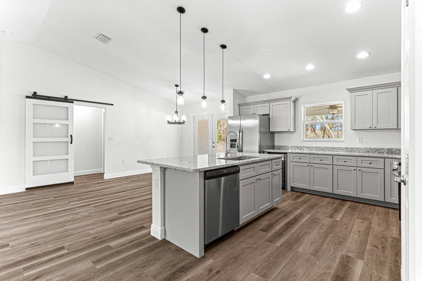 Sael Painting LLC project photo 14